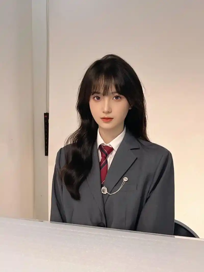 海马体|学院风证件照95 假装是女高中生～ 以前拍的证件照是灰头发