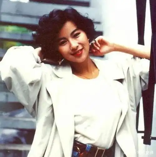 为走红出演风月电影,原本一手烂牌,李美凤却打成了人生大赢家