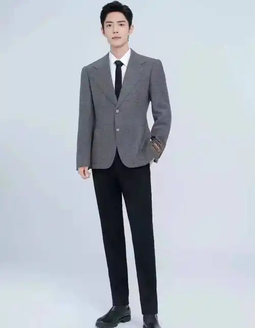 明星颜值高比例不好是硬伤,这几位男明星的全身照比例太完美_西装