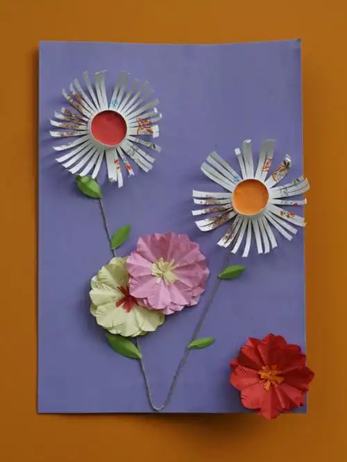 "巧手展风采" — 新天地民族幼儿园教师手工作品展