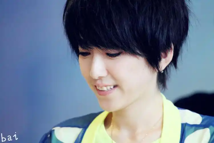 2011年快乐女声全国季军刘忻