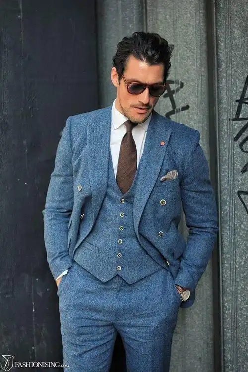 深圳定制西装:男士正装穿搭礼仪