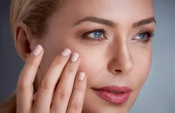 为什么你的肤色暗沉无光,想要美白皮肤就要学会六个技巧