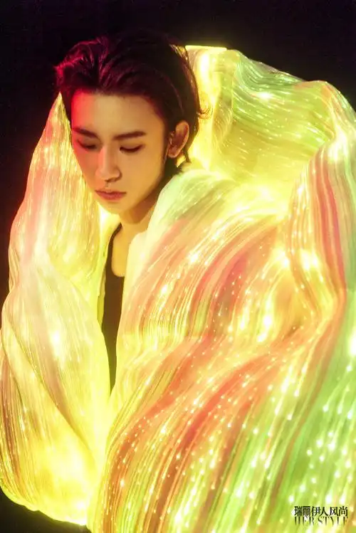 小鬼王琳凯瑞丽封面##小鬼王琳凯多元艺术cg大片