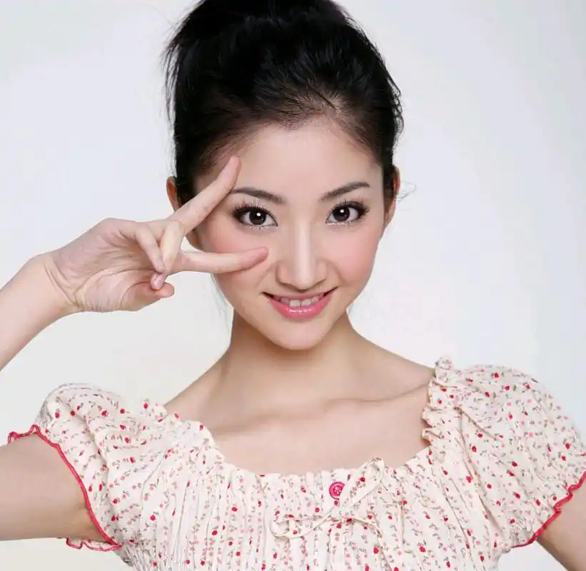 景甜10年前旧照流出