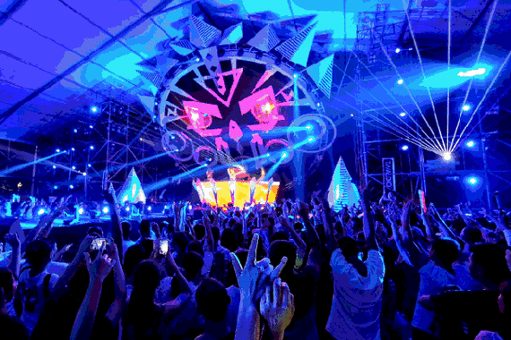 hi music!海信地产沙滩音乐节,热力全开强势登场!_房产资讯_房天下