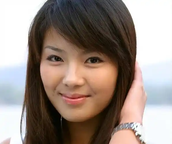 刘涛刚出道时的照片,长成这般模样,和现在相比简直判若两人