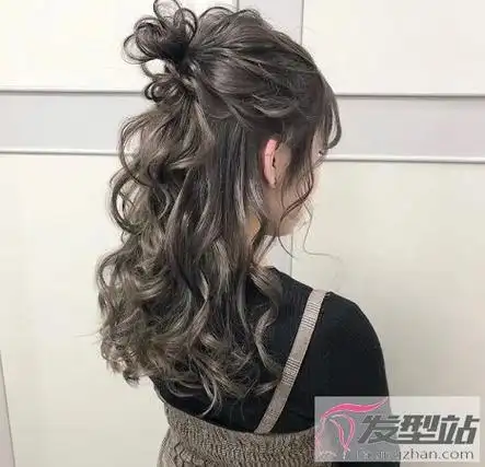 烫卷发怎么扎头发 头发半扎造型更撩人_发型站_最新