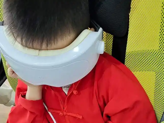 青少年近视眼的矫正方法-如何矫正近视眼儿童-泰安权科视力矫正