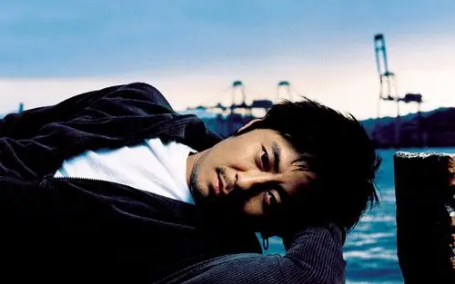 ◤他的人生就像一场游戏一场梦◢当年他红过香港4