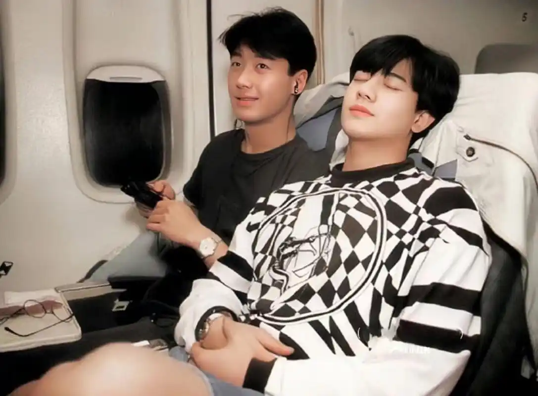 黎明和郭富城年轻的时候谁更帅? 个人感觉不分伯仲!