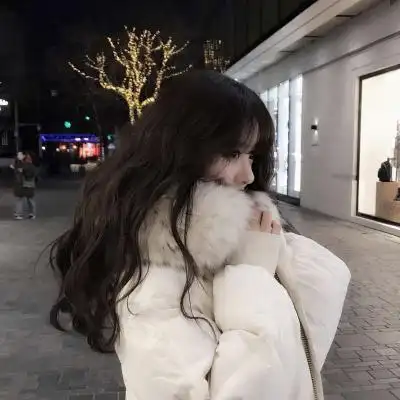 霸气侧脸高冷女头像