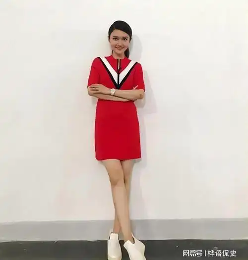 央视当红主持人龙洋33岁依旧单身原因竟是择偶标准太高