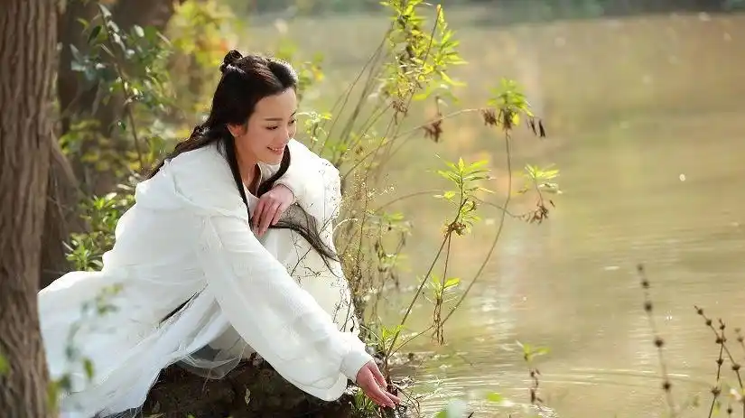 张檬天龙八部剧照 剧中饰演神仙姐姐