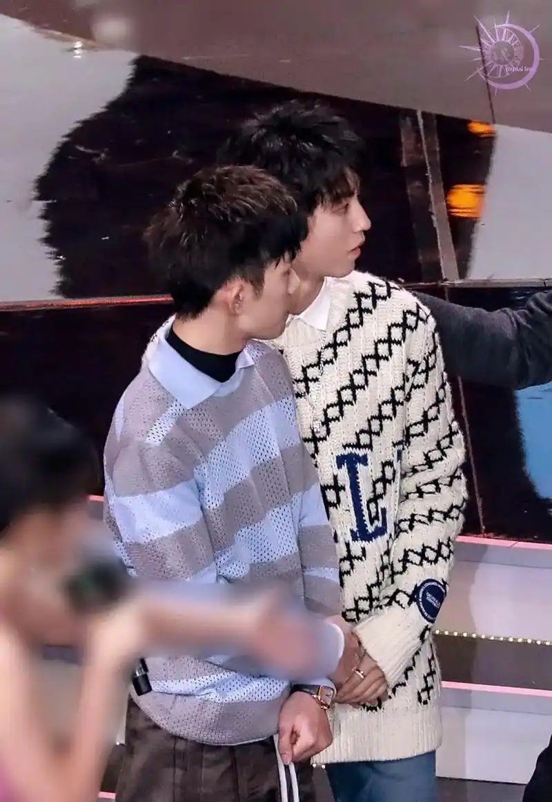 战地玫瑰 #千凯千 #凯千 - 抖音