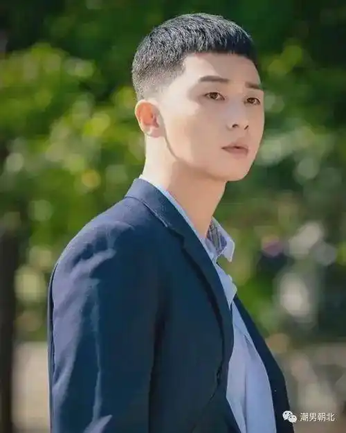 国字脸适合什么发型男国字脸剪什么发型好看