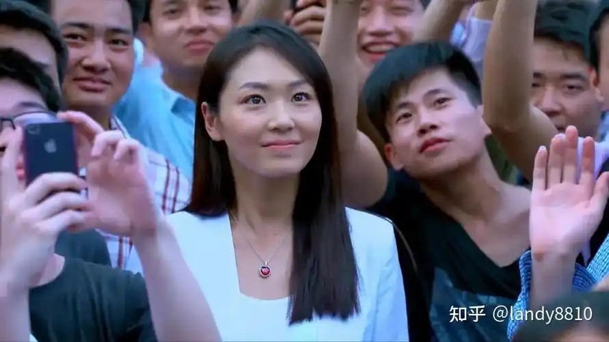 《天生要完美》剧照