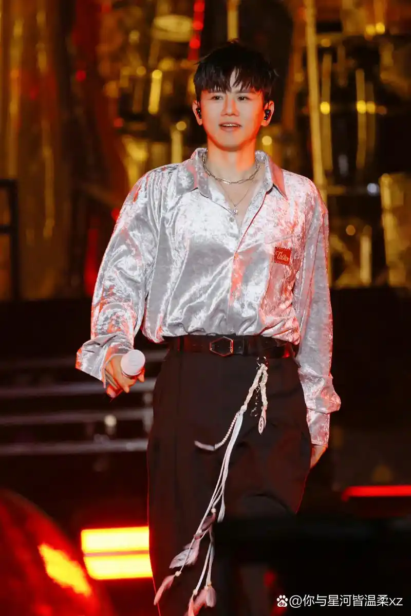 张杰 未·live-「曜·北斗」巡回演唱会8月11日深圳站圆满成功!