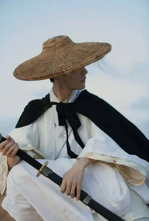 关注  摄影 古风 头像 壁纸 插画 收藏