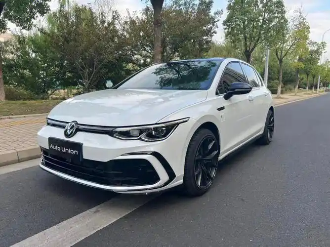 首付4w月供3k最新款大众高尔夫