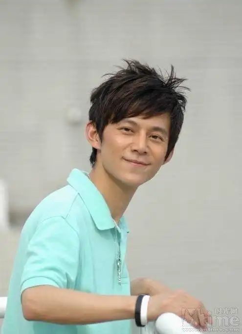 何炅回忆18岁经历:参加奥运知识问答竞赛夺冠