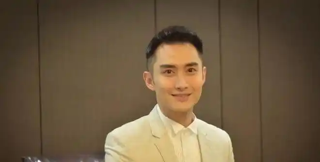 "花样美男"主持人路易,最容易哭的上海娱乐男主持人