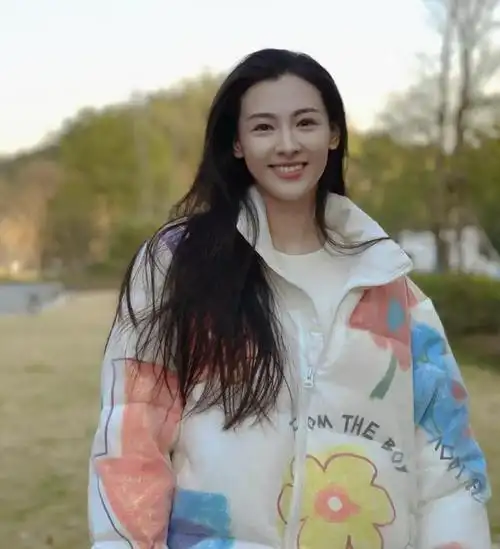 67郭麒麟事件是怎么回事(郭麒麟女网红女朋友是谁 出什么事了)_热百