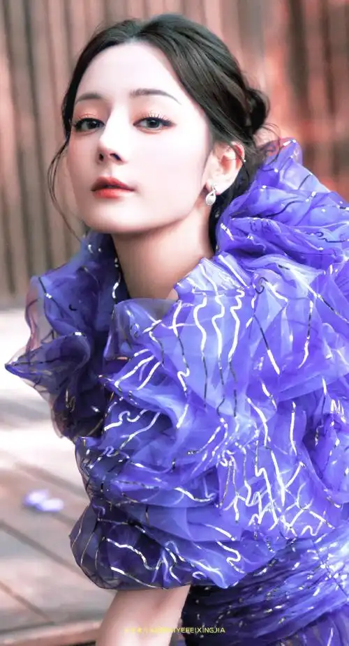 迪丽热巴紫罗兰公主