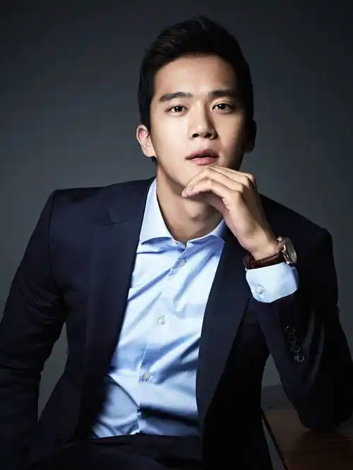 成勋个人资料(18位快要"奔四"的韩国男星) | 说明书网