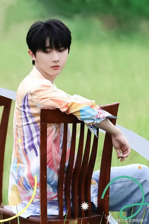 马嘉祺银色骰子