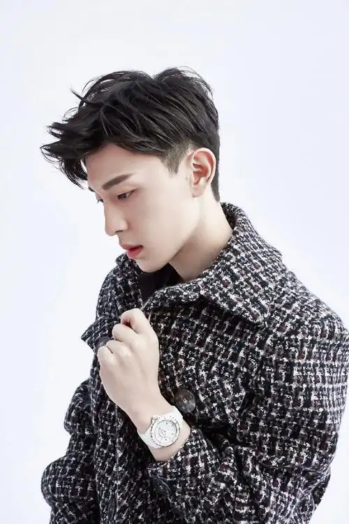 邓伦[超话]##邓伦1021生日快乐