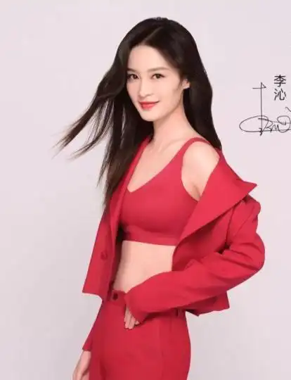 李沁代言内衣写真超美婀娜窈窕性感又不失优雅