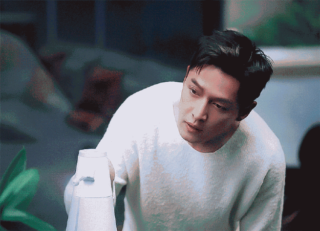 闪耀之夜收到请回答##胡歌繁花##现实比照片好看的明星##胡歌看见