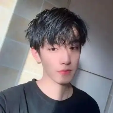 颜值爆表的男头很帅气-男生头像 - 壁纸之家