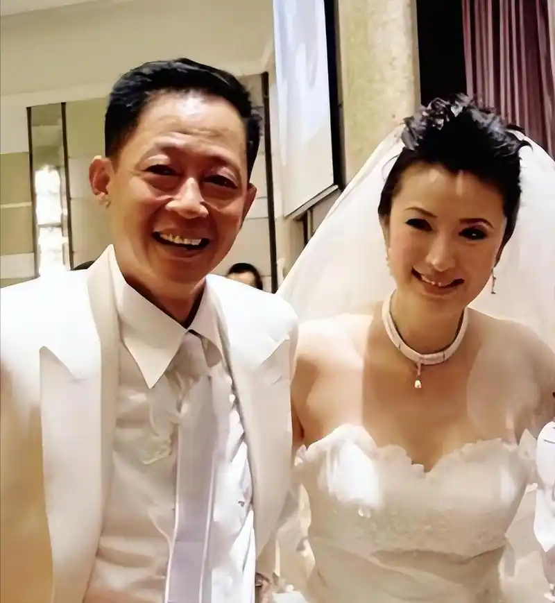 "亿万女富豪向王志文求婚,他却表示自己只想恋爱不想结婚.