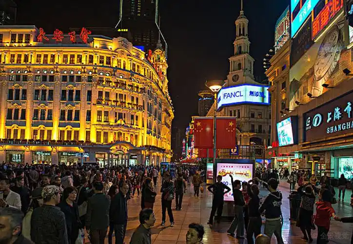 上海南京路步行街夜色不夜城_高清图片_全景视觉