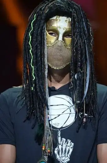 图揭秘蒙面歌王流浪者是谁演的沙宝亮现真身