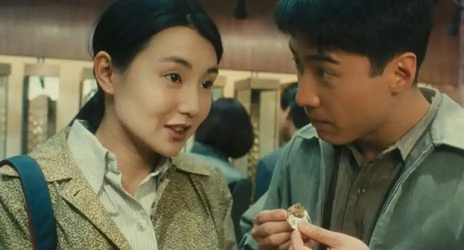 邓丽君的两首歌串起了黎明和张曼玉的重逢,《甜蜜蜜》的神结尾让人