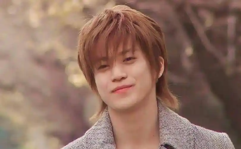 小栗旬爆红的作品,绝对是在2005年他出演《流星花园》中花泽类一角后