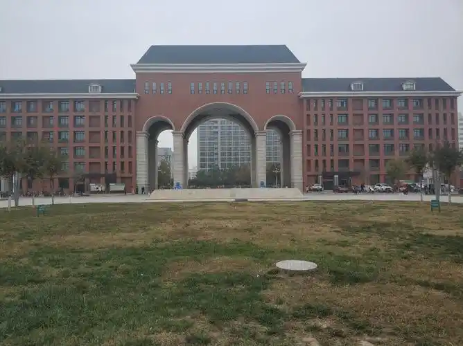 河南科技学院新科学院