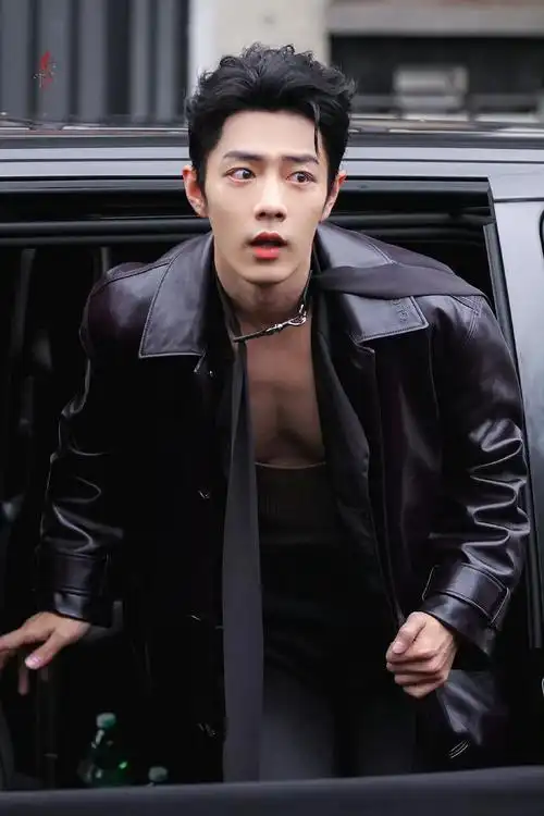 谁疯了我疯了肖战的胸肌