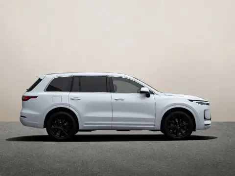 理想汽车_白色理想one车身外观图片_汽车之家