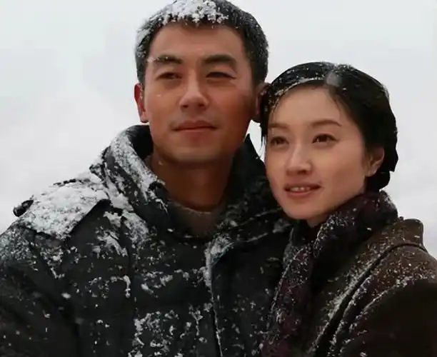 沈佳妮表示:嫁给老公朱亚文是这辈子最正确的决定