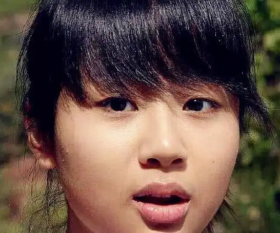 杨紫身陷"整容"传闻,粉丝晒"宝宝滤镜",力证杨紫从小美到大