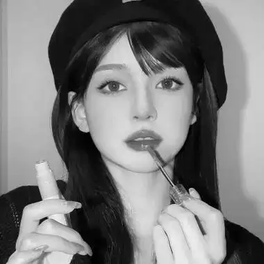 黑白高冷成熟御姐头像图片111张_女生头像_头像屋