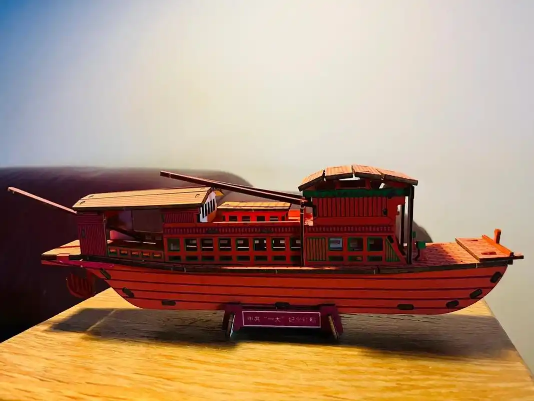 嘉兴南湖红船模型 双休日做手工,大概1-2小时完工全部榫卯结构,做的