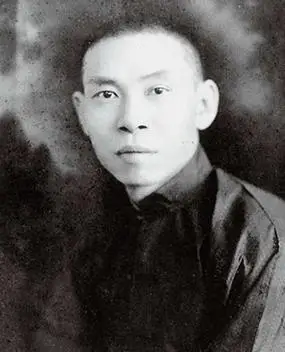 杜月笙识人之能:与赌场小混混戴笠当场结拜