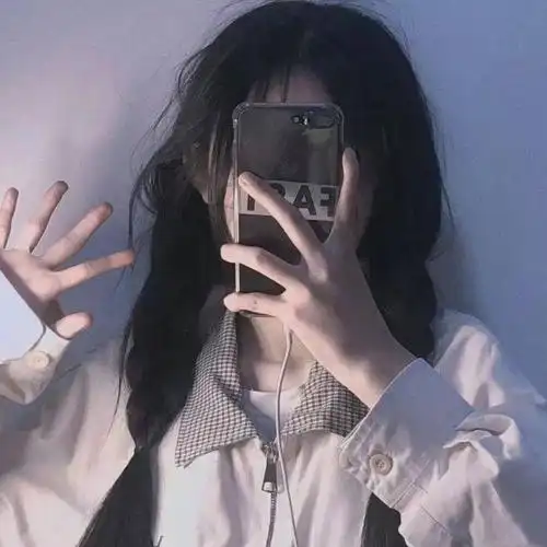 不露脸女头&情头,高级感满满,一看就很"哇塞"!_高冷