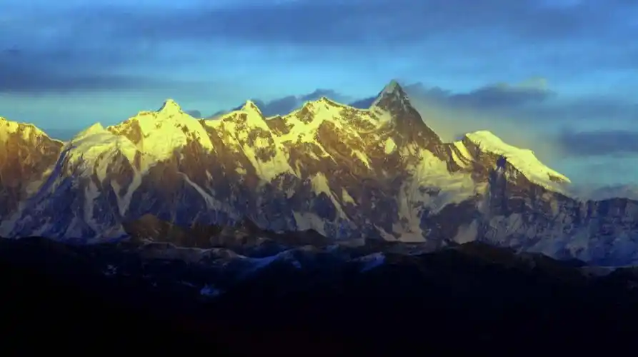 中国十大最美名山之首南迦巴瓦峰