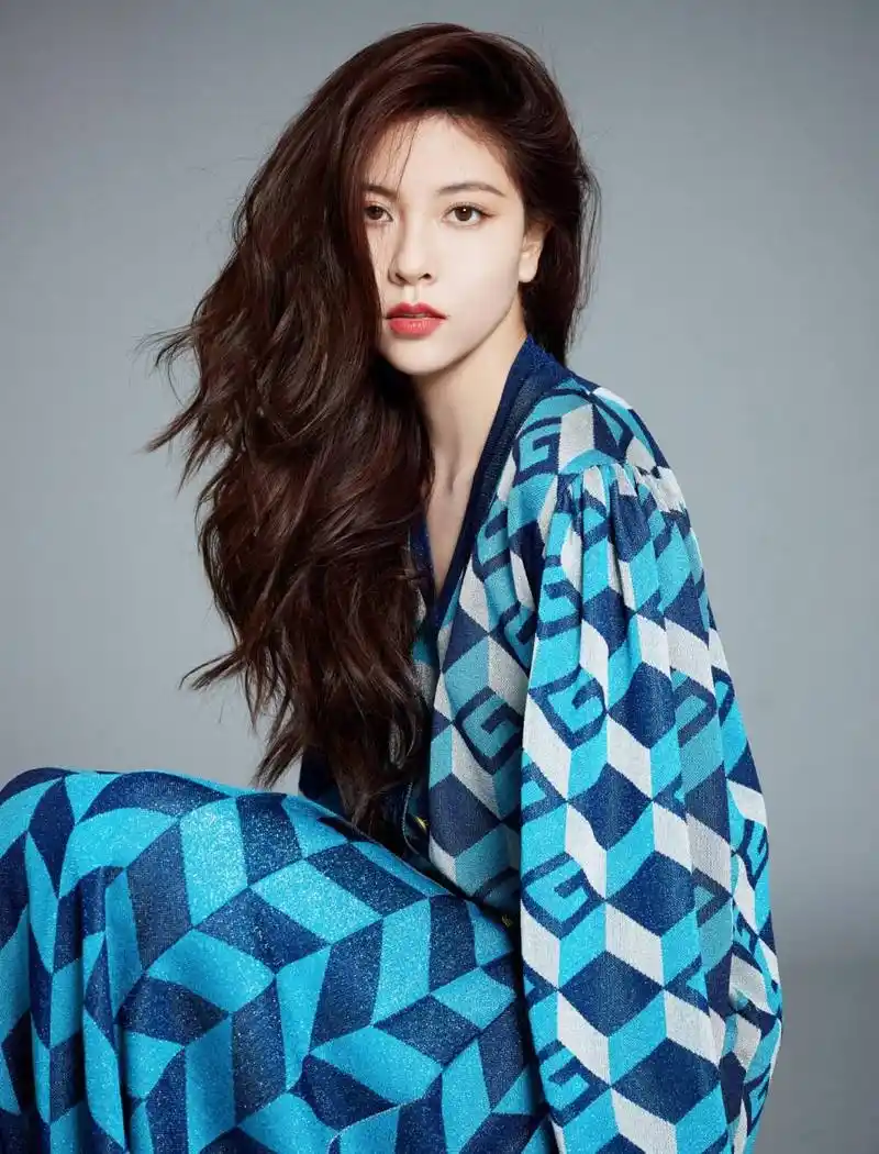 李斯丹妮女友?456的料